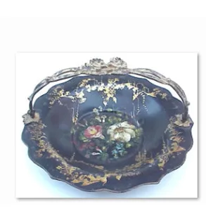 Black lacquer dish with painted flowers